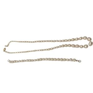 Cultured pearl necklace with 14k clasp 9 inch & bracelet set top quality luster